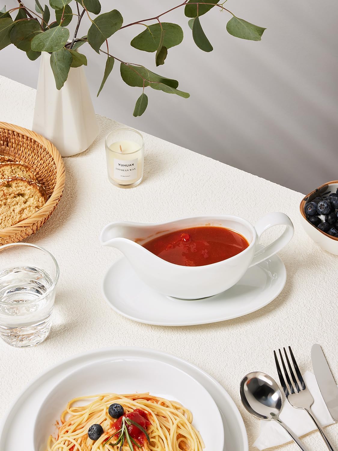 White Ceramic Sauce Boat (18oz) with Saucer: Easy Pour, No Drip, Microwave/Dishwasher Safe. - Image 4