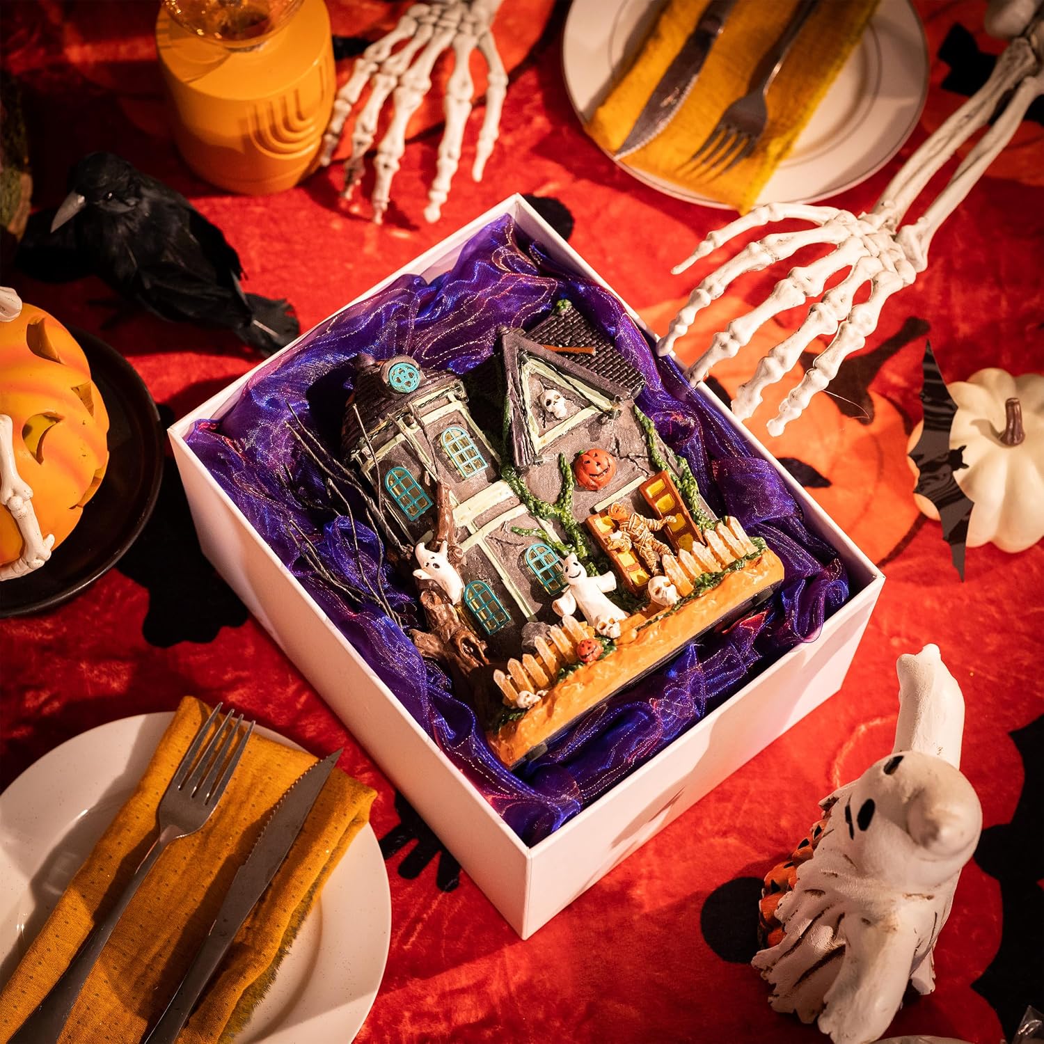 Valery Madelyn 8" Lighted Mummy's Haunted House Review: Music & LEDs - Image 8