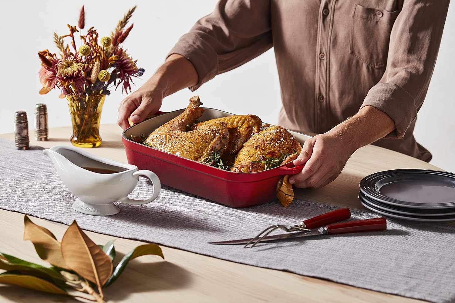 Le Creuset Cerise Stoneware Sauce Server Evaluation - Image 2