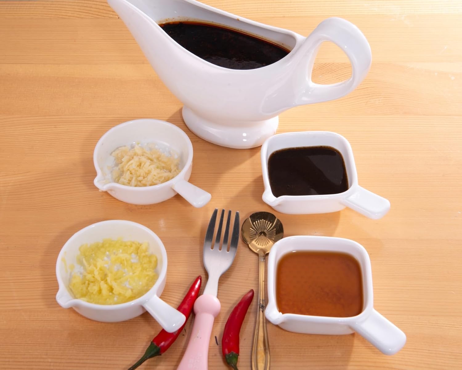 9.4 oz White Ceramic Gravy Boat Review - Image 4