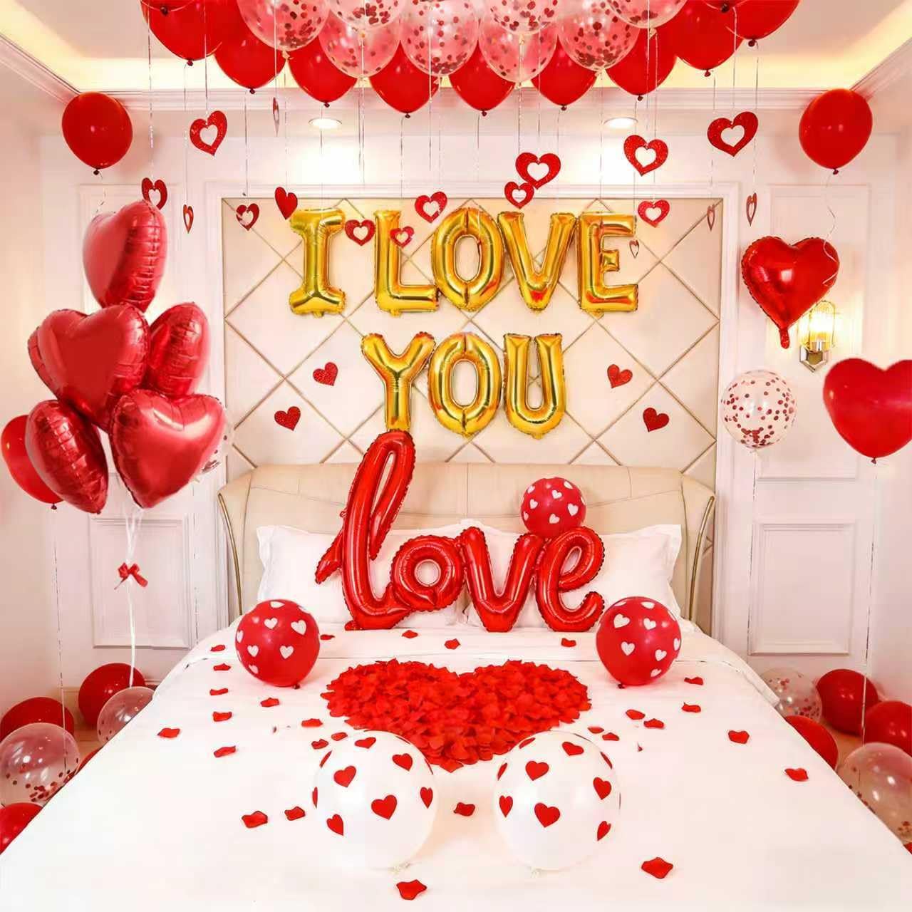 Romantic Valentine's Decor Kit: Balloons, 1000 Silk Petals, "I Love You" & Hearts. - Image 2