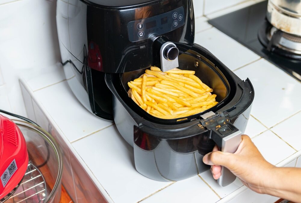 Cuisinart 4.5-QT basket air fryer on a kitchen counter